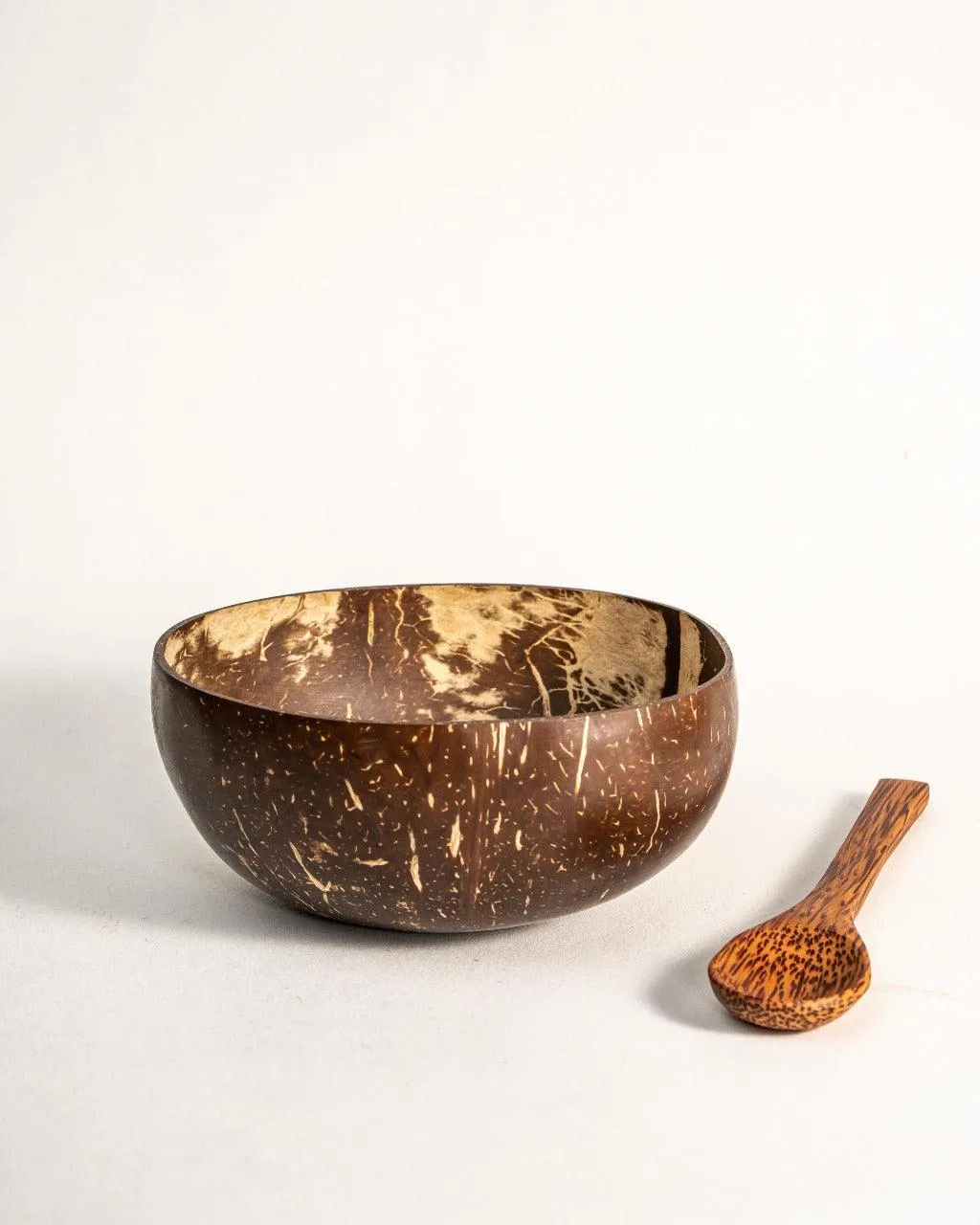 Coconut Bowl /Shell   Spoon, Eco Friendly and Toxin Free for Smoothie, Soups or Salad (600 ML)