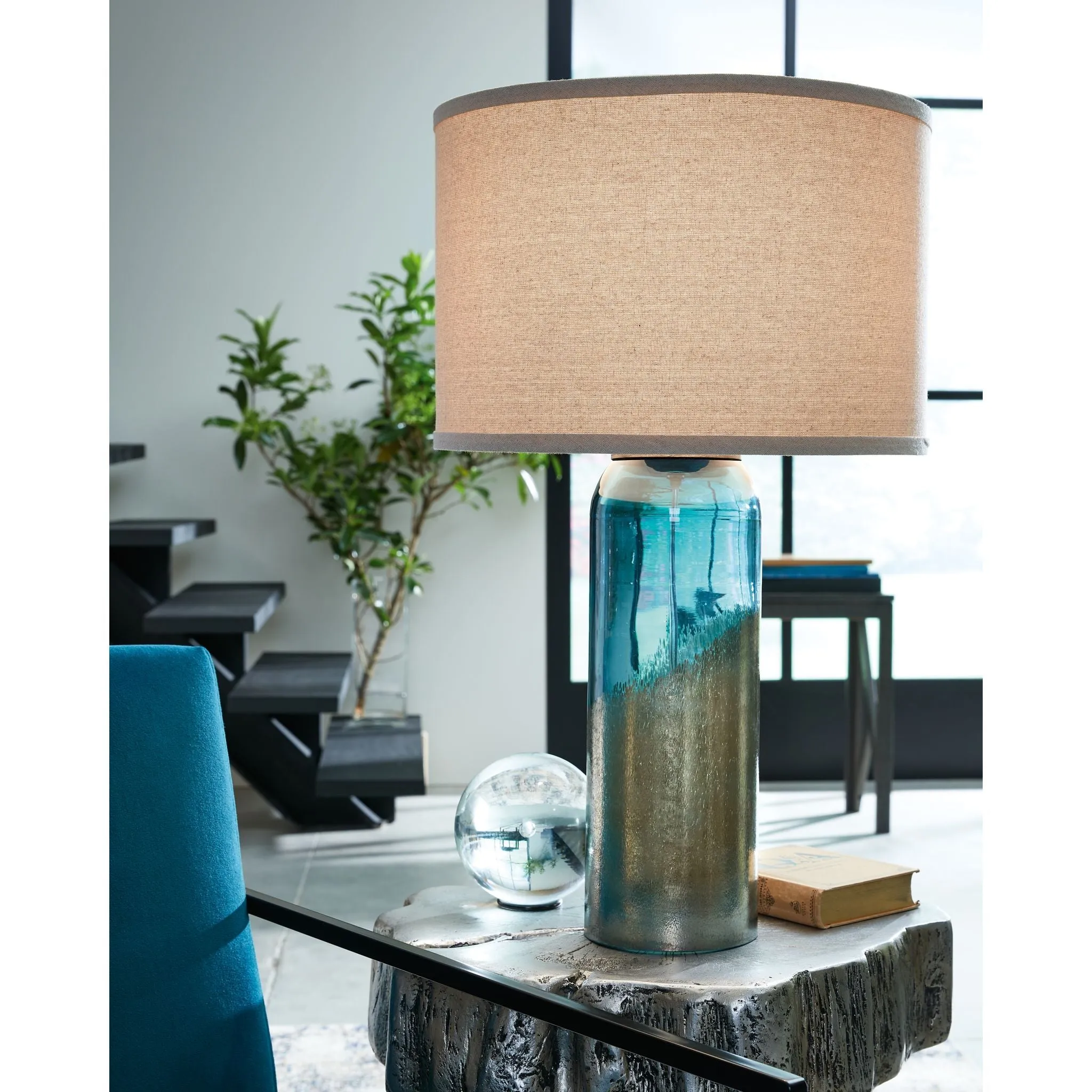 Dorahton Table Lamp (Single)