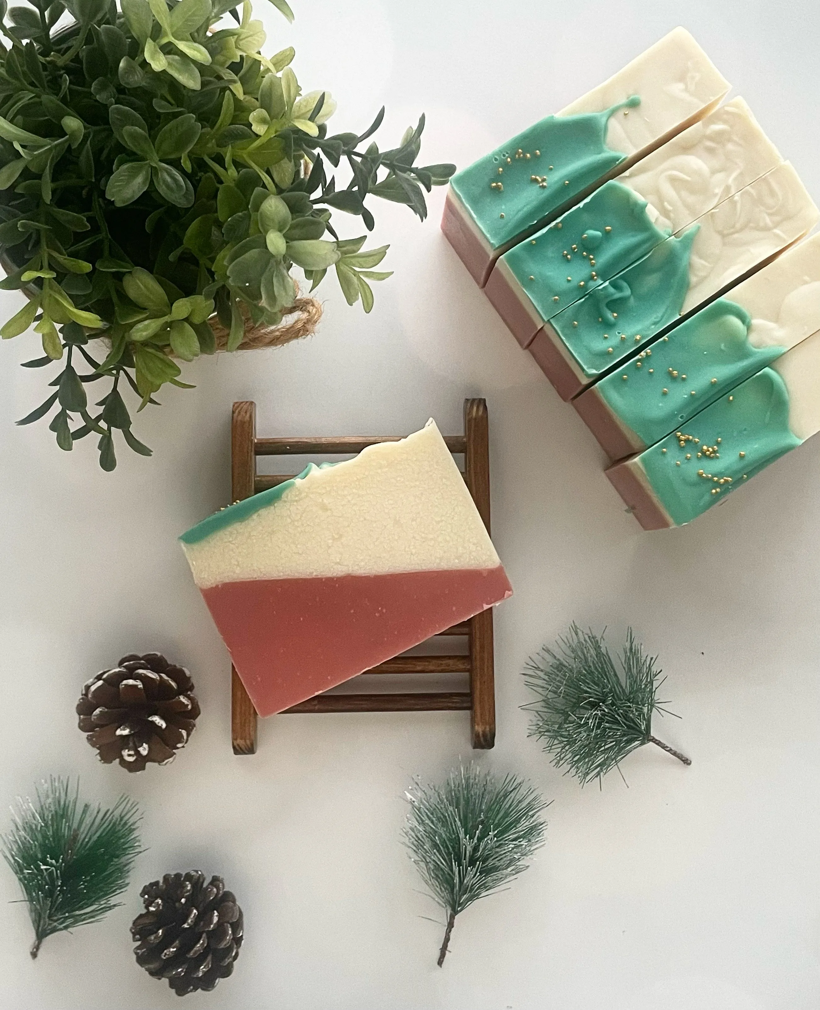 MISTLETOE HANDCRAFTED SOAP