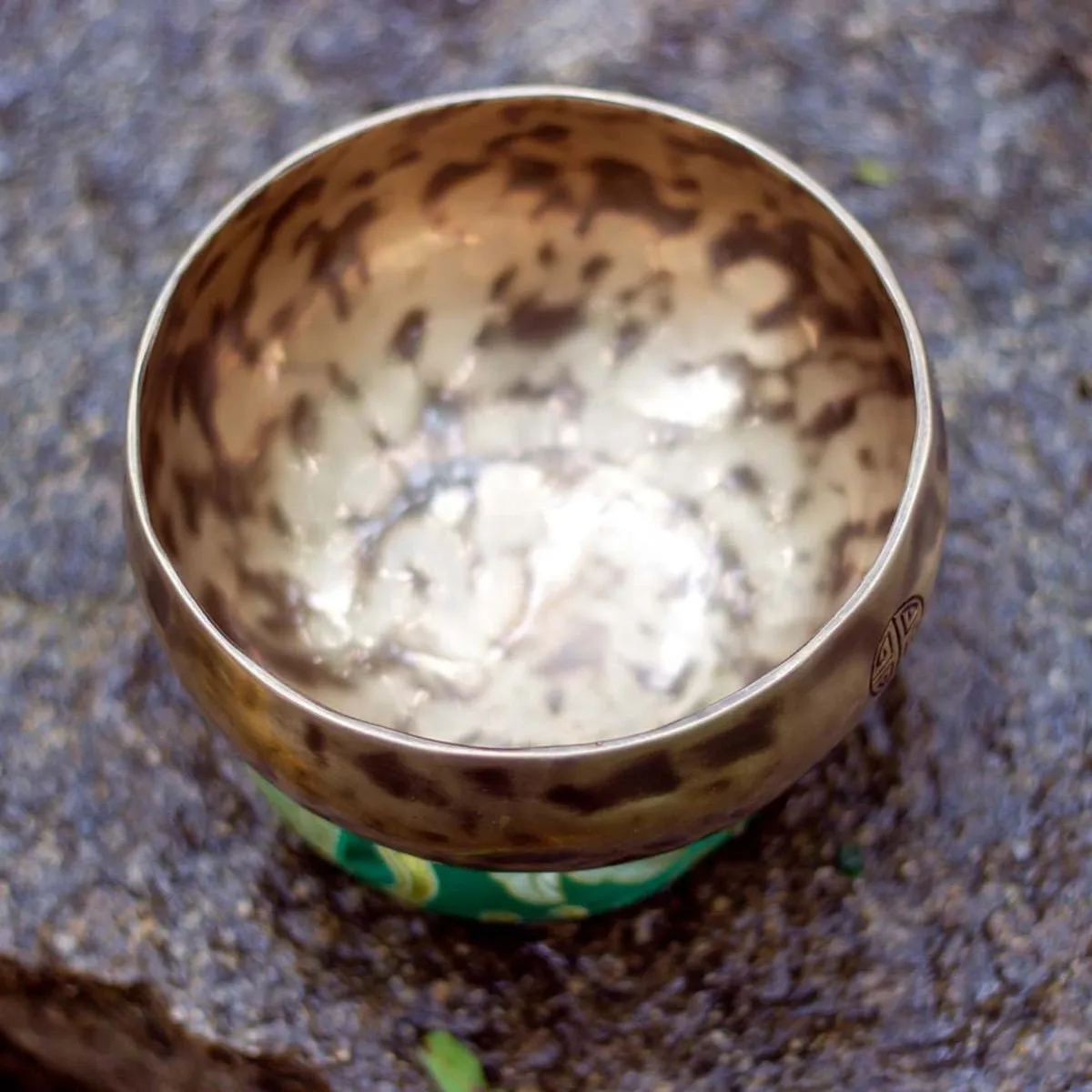 Singing Bowl Handmade Full moon- 7"